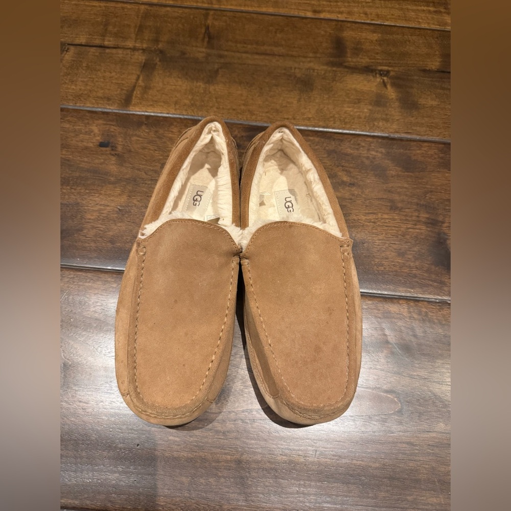 UGG Australia Ascot Moccasin Slipper for Men, Size US 13 - Chestnut